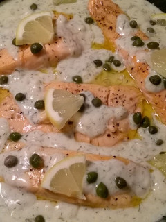 Tejszínes lazac piccata recept fotója