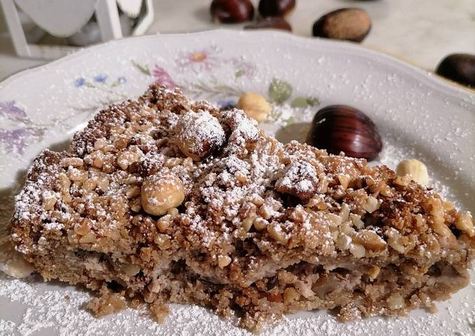 Il modo più semplice a Preparare Fatto in casa super veloce Sbriciolona alla farina di castagne, ricotta e frutta secca