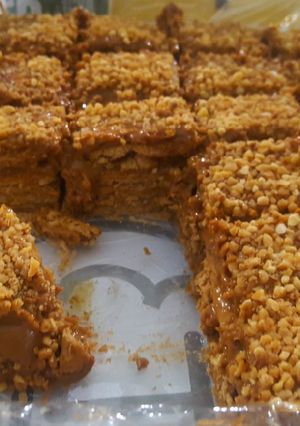 Una foto de Tarta dulce de leche y galletas