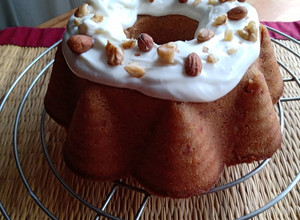 Una foto de Budín de remolacha, harina integral y azúcar rubia con frosting