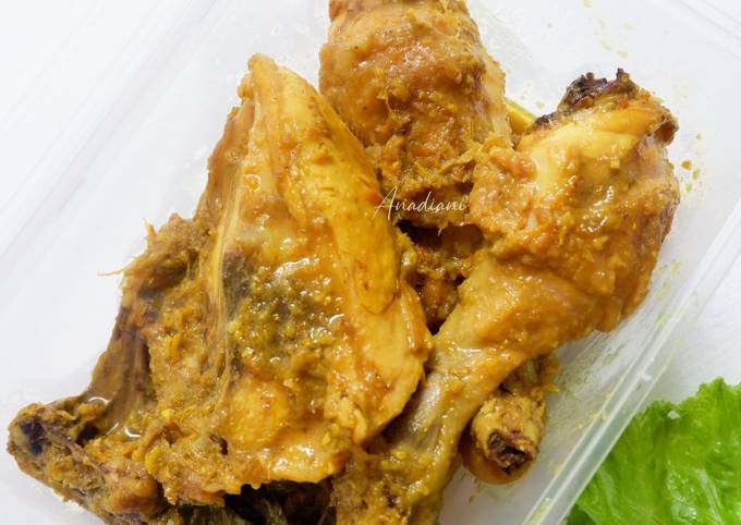 Cara Gampang Menyiapkan Ayam ungkep bumbu kuning yang Lezat Sekali