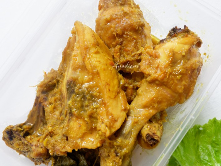 Cara Gampang Menyiapkan Ayam ungkep bumbu kuning yang Lezat Sekali