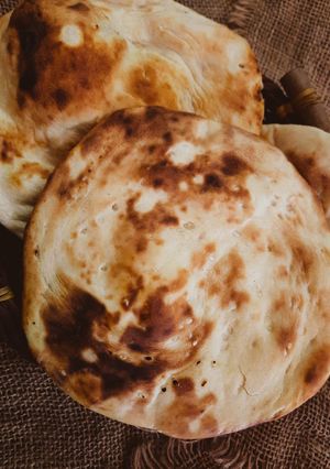 A picture of Naan.