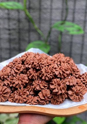 Foto resep Semprit dahlia Coklat