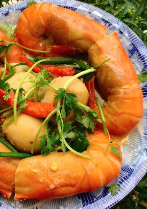 Hình của món Tôm càng kho trứng.