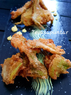 Una foto de Alcachofas en tempura