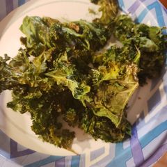 A picture of Baked Kale Chips.