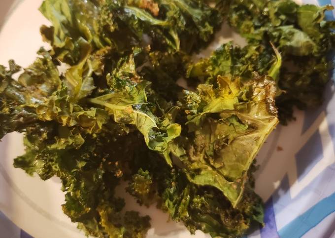 Recipe of Homemade Baked Kale Chips