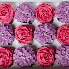 A picture of Cupcake frosting.