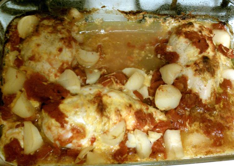 Tasy Baked Chicken and baby potatoes