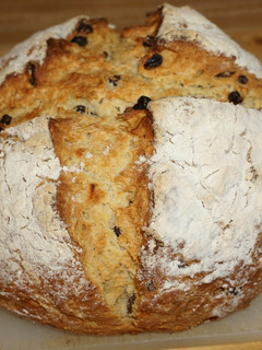 Una foto de PAN DE SODA CON PASAS. JON STYLE