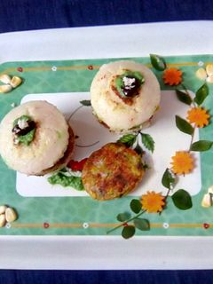इडली बर्गर (idli burger recipe in marathi) रेसिपी चे मुख्य फोटो