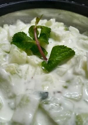 A picture of Cucumber Raita.