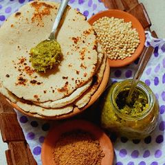 Jowar Roti and Thecha A picture of Jowar Roti and Thecha.