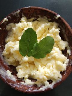 मक्खन (makhan recipe in Hindi) रेसिपी मुख्य फोटो