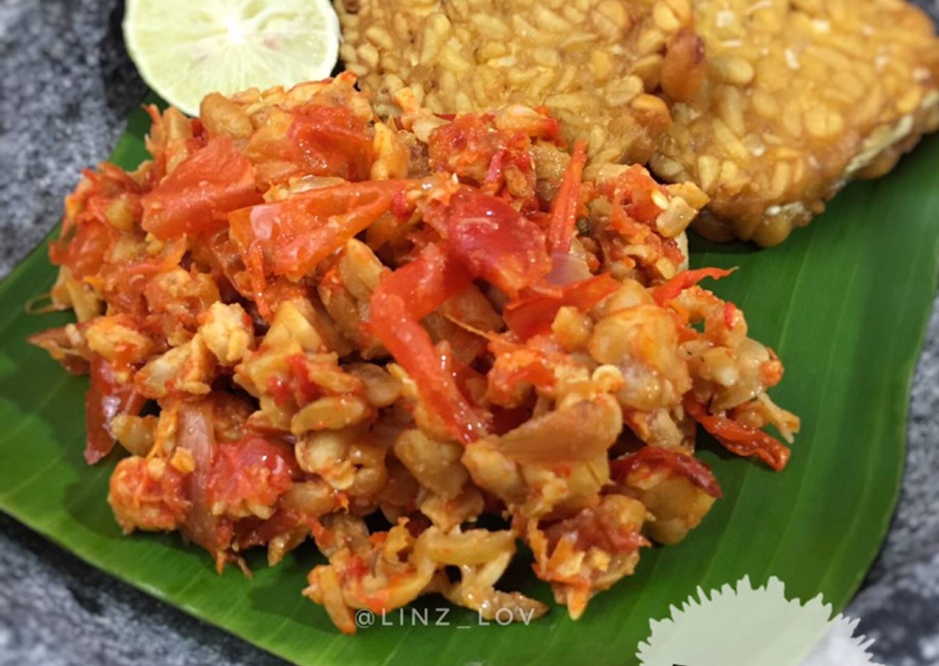Tempe Penyet Sambel bawang endeus - sambal penyet - tempe goreng - menu ajib - menu enak pedes