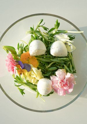 A picture of Flower Garden Salad 🌼.