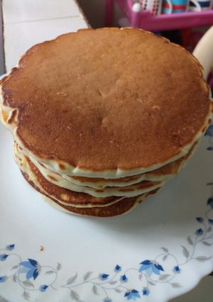 A picture of Vanilla Pancakes.