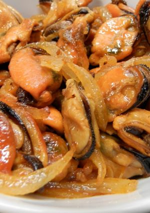 Foto principal de Mejillones encebollados
