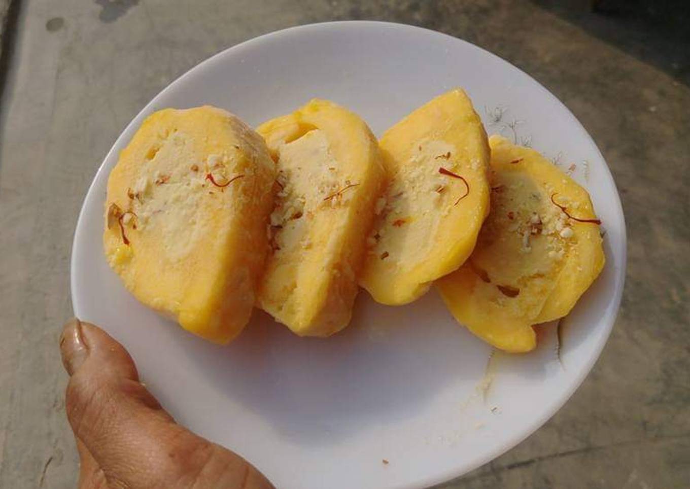 Mango kulfi