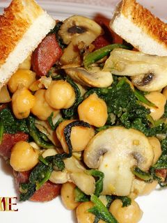 Una foto de Salteado de acelgas con garbanzos y chorizo