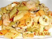 Una foto de penne con almeja