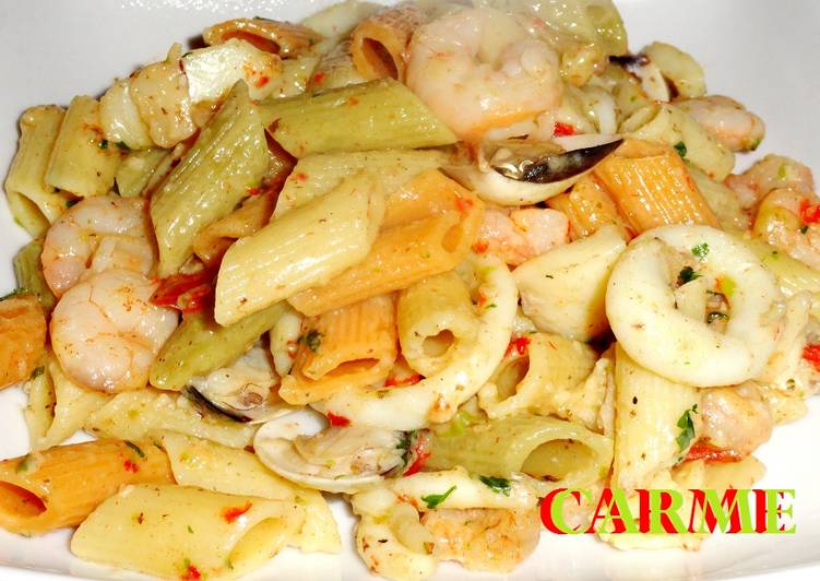 Penne rigate coi frutti di mare