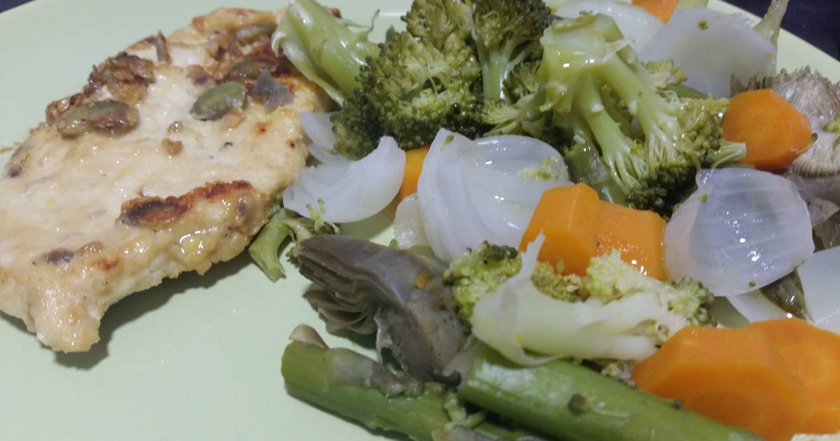 Verduras al vapor con pechuga de pavo Receta de Becky- Cookpad