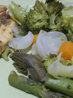 Una foto de Verduras al vapor con pechuga de pavo