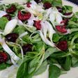 Ensalada de canónigos y cerezas