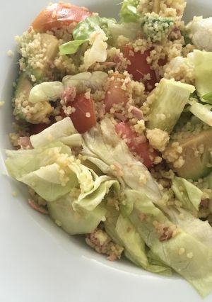 Una foto de Ensalada couscous completa 
