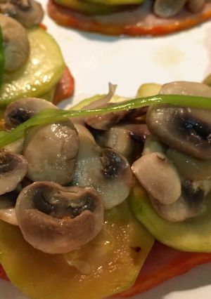 Una foto de Lomo adobado con champiñones 