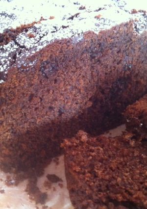 Una foto de Bizcocho de chocolate y plátano con pepitas de chocolate