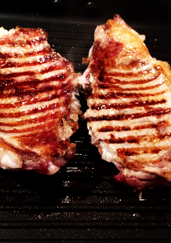 Una foto de Bistec asados al sartén