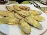 Almejas chilenas con queso