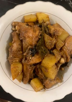 Foto resep Semur Ayam Kentang
