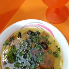 A picture of Daal gosht.
