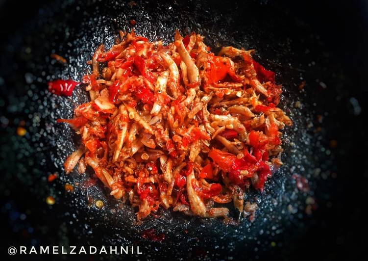 Bagaimana Membuat Sambel ulek teri simpel Anti Gagal
