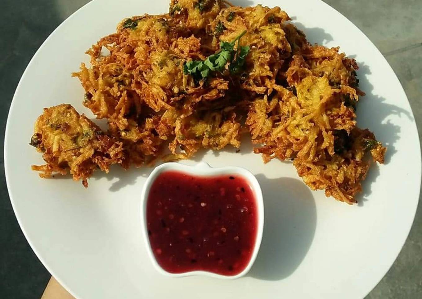 Lachha Pakora/Potato Fritters