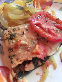 Una foto de Salmón al horno