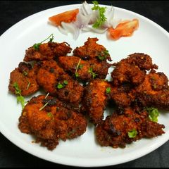 A picture of Chicken chaap.