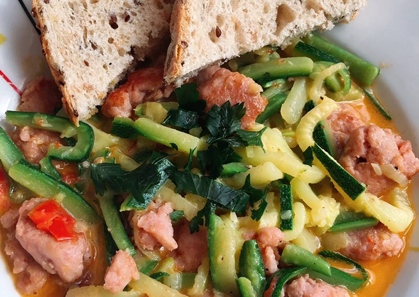 Espaguetis de calabacín con pollo🍝