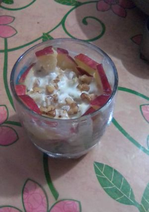 A picture of Apple walnut Shrikhand.