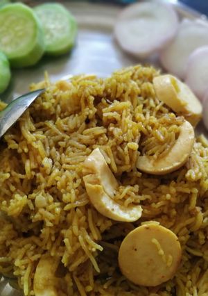 A picture of #flavor4...Egg pulao.