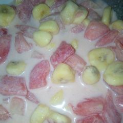 A picture of Fruit salad.