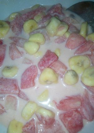 A picture of Fruit salad.