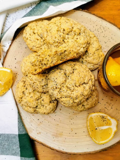 Foto de Scones de Limão e Sementes de Papoila
