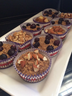 Una foto de Muffins de avena y plátano 🍌
