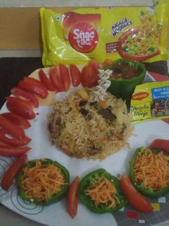 ત્રીપલ મેગી પુલાવ (Triple Maggi Pulao Recipe In Gujarati) રેસીપી મુખ્ય ફોટો