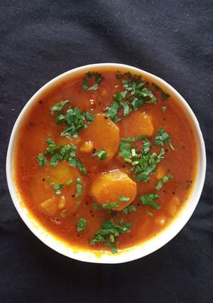 સક્કરીયા ટામેટાં નું શાક રેસીપી મુખ્ય ફોટો
